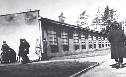 Od 13 grudnia 1981 r. do 23 grudnia 1982 r. w Strzebielinku przebywało 501 internowanych działaczy s