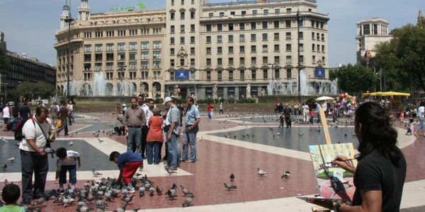 Bruksela wzięła pod lupę prześwietlanie turystów przez Hiszp