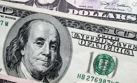 Dolar wraca do 4 zł
