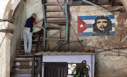 Dyskusje o możliwej interwencji USA na Kubie trwają od dekad — sięgają czasów rewolucji z 1959 roku,