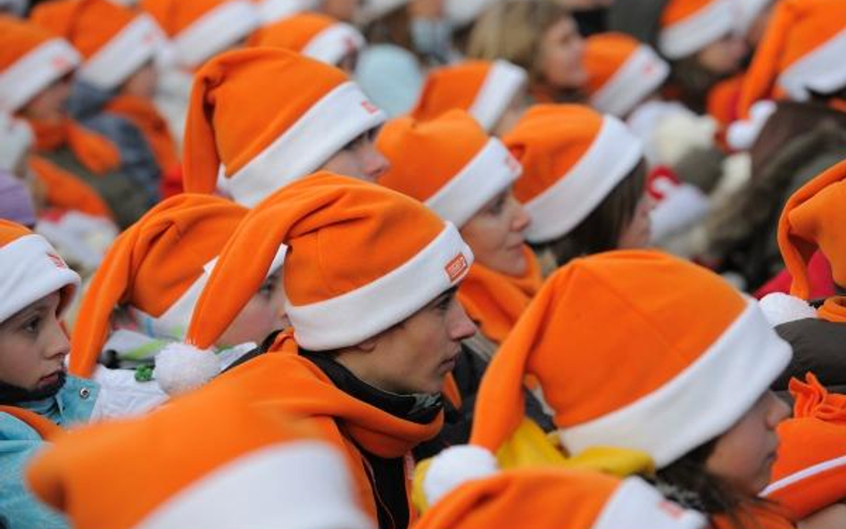 Jakie podarki warto dawać na święta podwładnym, a jakie kontrahentom