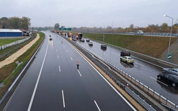 W piątek kierowcy mogli pojechać nowym przebudowanym odcinekim S7 pomiędzy Czosnowem a Modlinem