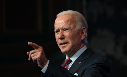 Jerzy Buzek pogratulował Joe Bidenowi w prywatnym liście