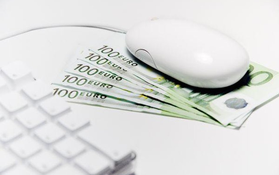 Lepiej ignorować e-maile oferujące zwrot PIT