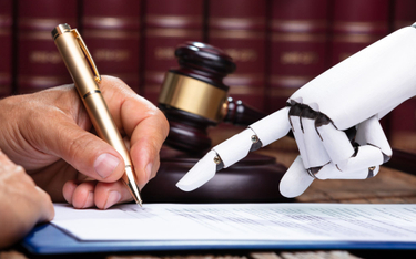 Sądy chcą, by adwokaci poświadczali, że nie korzystali z AI