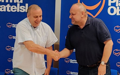 Grzegorz Schetyna i Jarosław Duda podczas przekazania funkcji szefa dolnośląskich struktur PO