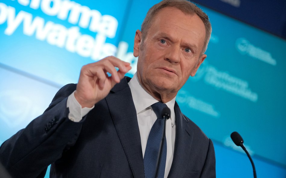 Donald Tusk po pytaniu reportera TVP: Czuję się jak wtedy, gdy przesłuchiwało mnie SB