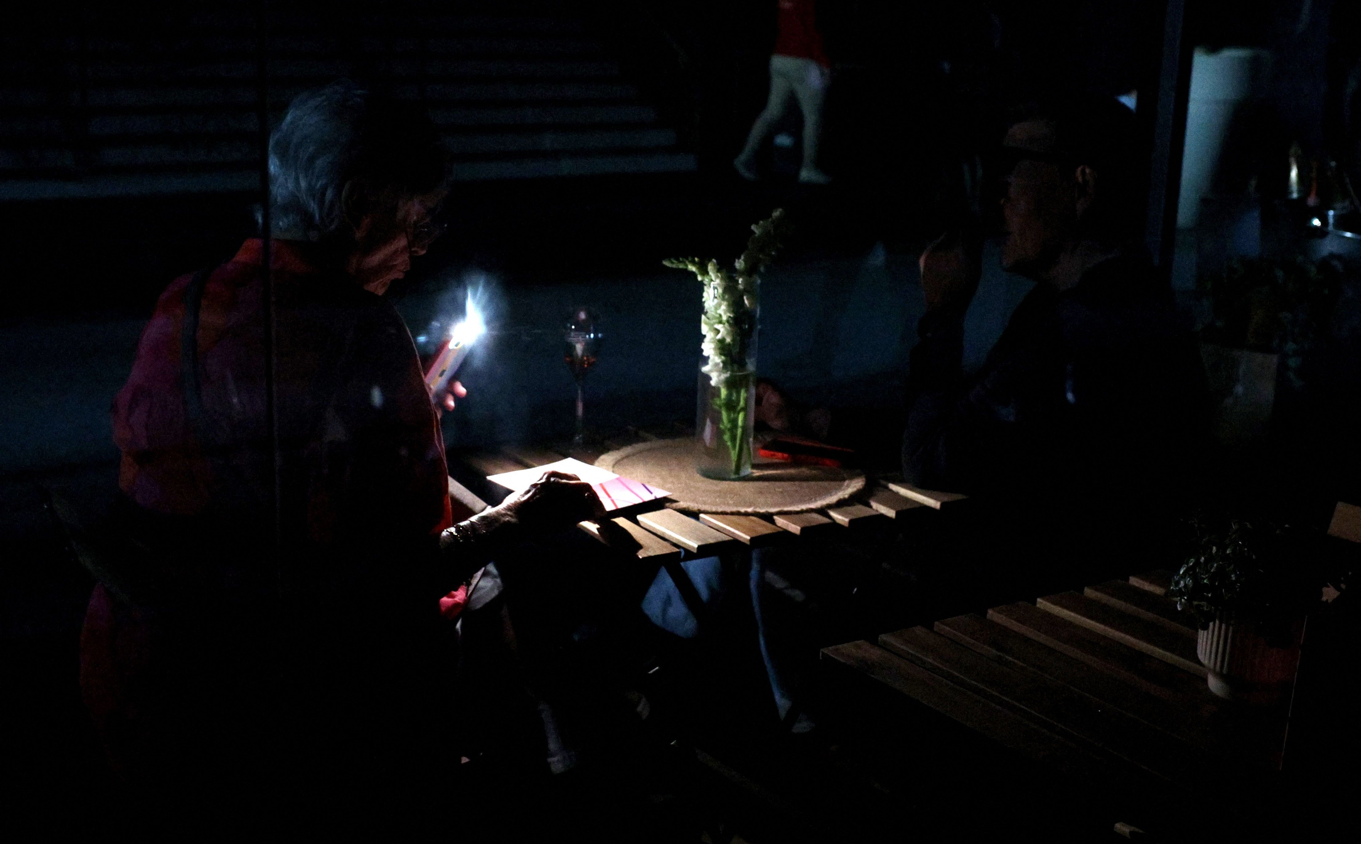 Hiszpania bez prądu: Nadzwyczajne posiedzenie rady bezpieczeństwa