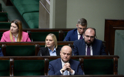 Ministrowie nowego rządu Morawieckiego w rządowych ławach