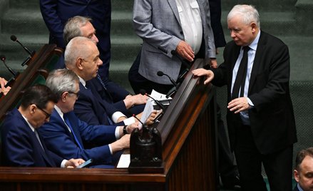 Napięta sytuacja w rządzie i w PiS. Morawiecki musi rozwiązać problem