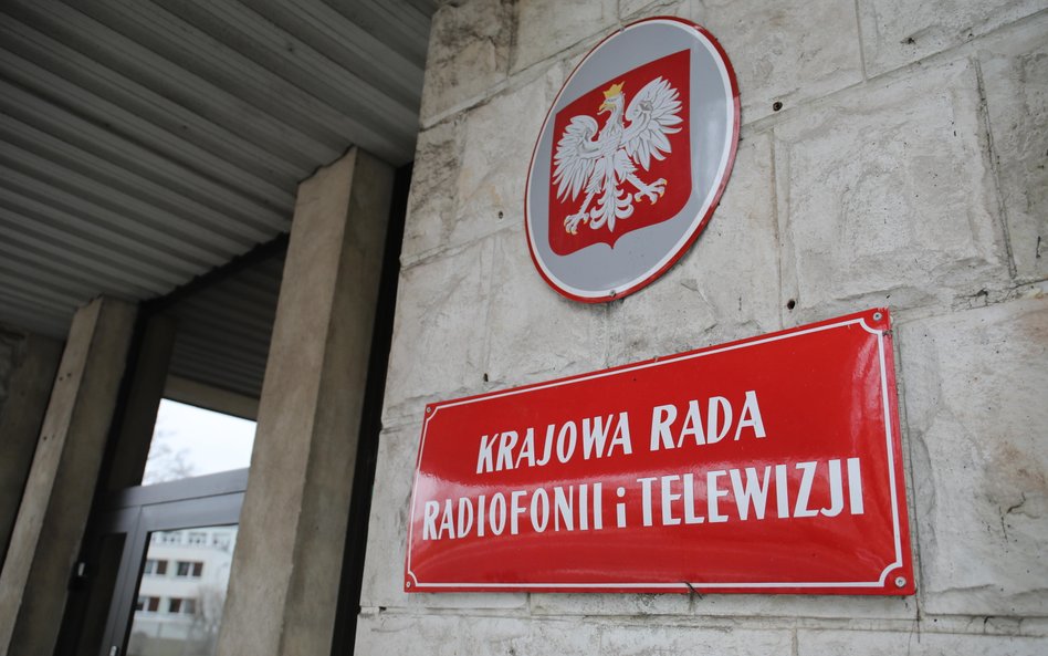 Homofobiczne wypowiedzi w Telewizji Trwam. Sąd wydał wyrok ws. reakcji KRRiT