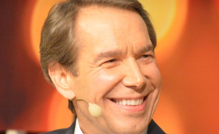 Jeff Koons.