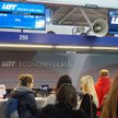 LOT pożegnał 160 pracowników, a 30 zatrudnił na lotnisku