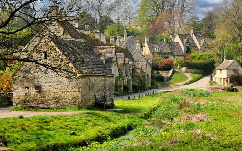 Bibury w Anglii zajęło pierwsze miejsce w rankingu najpiękniejszych wsi świata przygotowanym przez m