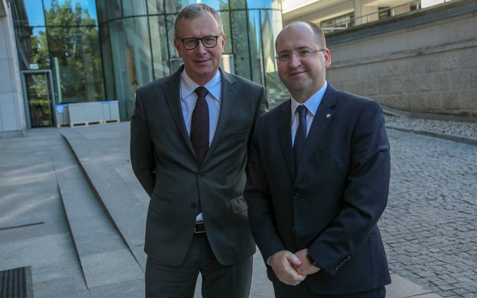 Nz. od lewej: Redaktor naczelny dziennika "Rzeczpospolita" Bogusław Chrabota oraz Jacek Fotek, wicep