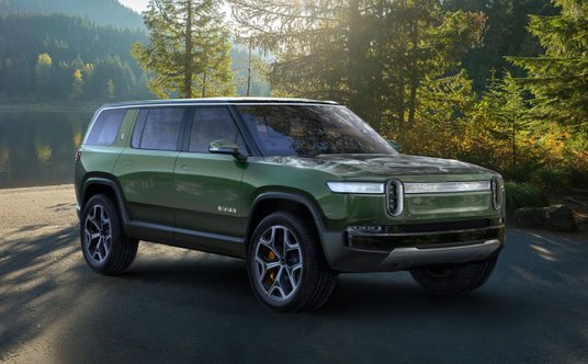 Rivian R1S