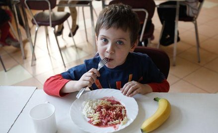 Obiady szkolne zwolnione tylko dla nauczycieli
