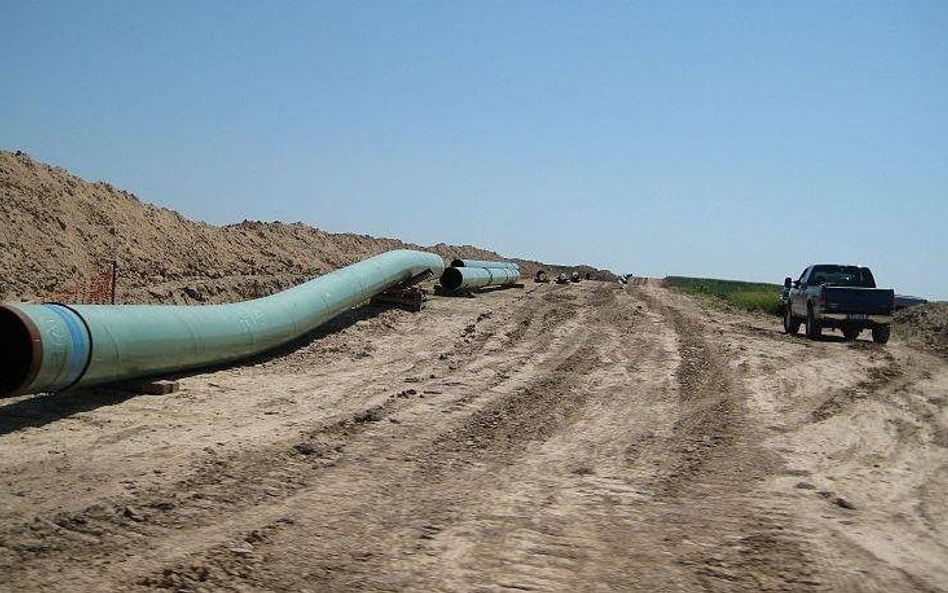 USA: Walka o rurociąg rozmiaru XL