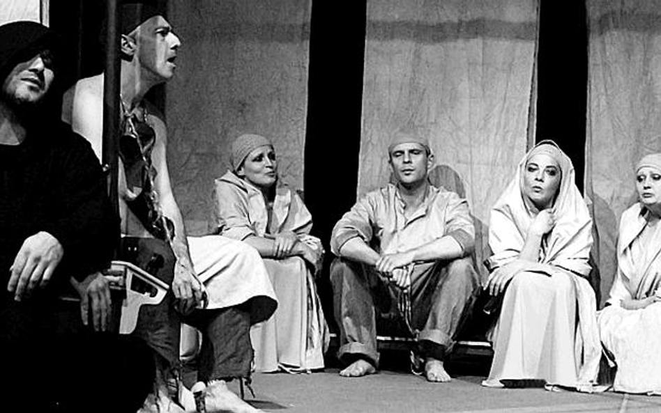 „Gorzkie żale – 2009” to propozycja teatralnych rekolekcji skierowana nie tylko do ludzi wierzących