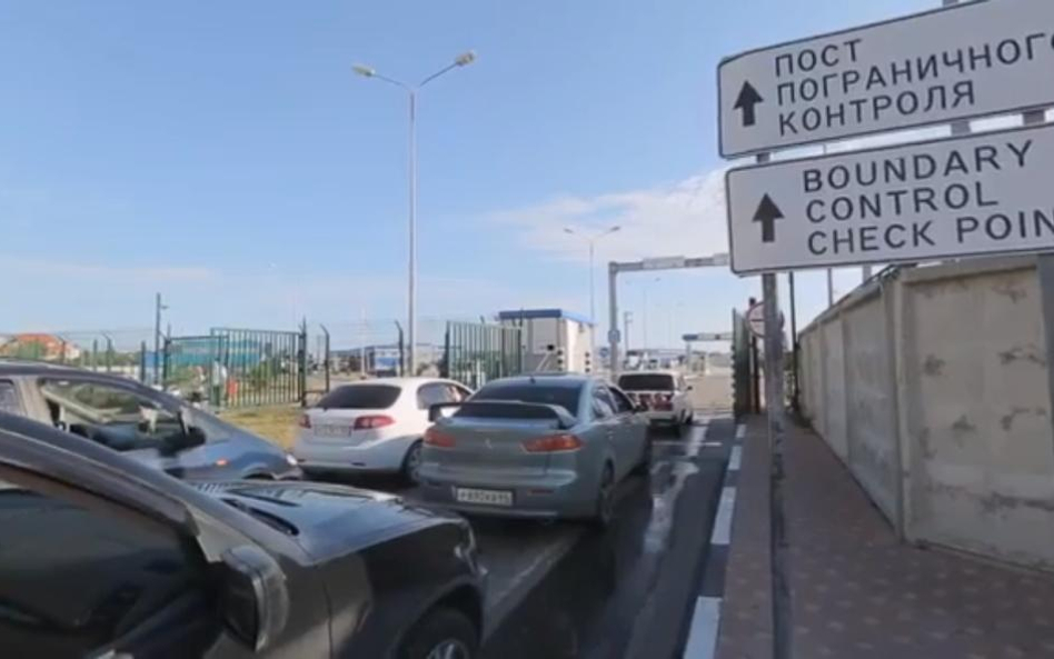 Rosyjscy celnicy walczą z "niepoprawnymi" książkami