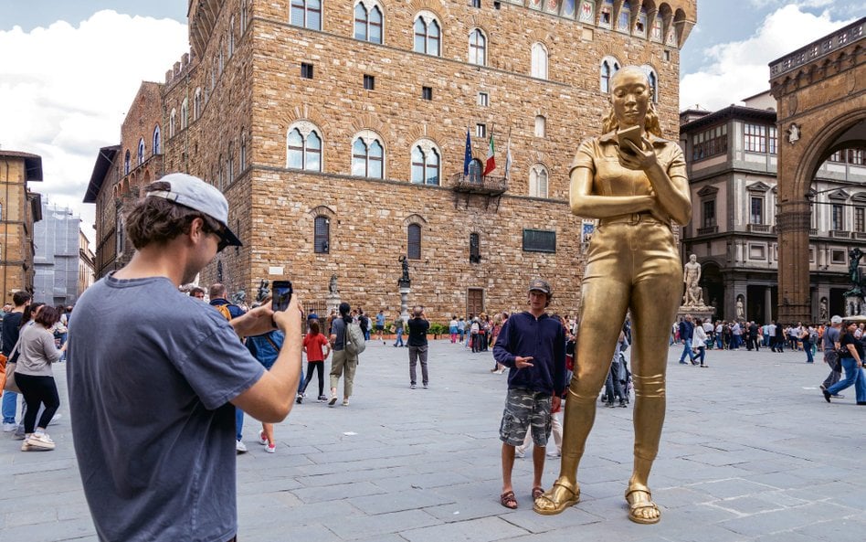 Florencja. Dziewczyna bez cokołu