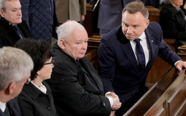 Prezydent Andrzej Duda domagał się dymisji Jacka Kurskiego, prezesa TVP, na co nie zgodził się Jaros