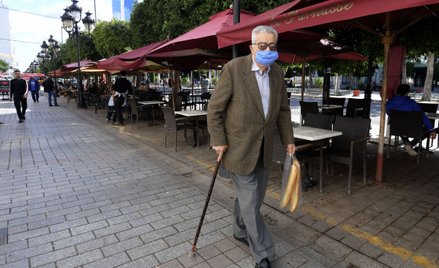 Tunezja wprowadza godzinę policyjną