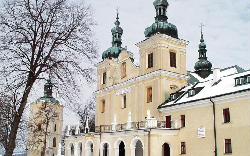 Jasna Góra Podkarpacia – tym mianem określa się często sanktuarium Męki Pańskiej i Matki Bożej Kalwa