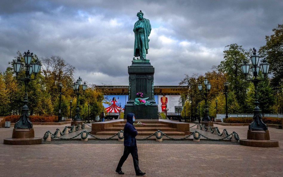 Rosja spodziewa się wypłaszczenia liczby zakażeń w grudniu