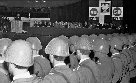 Esbecy uciekli na renty, by uniknąć obniżki emerytur