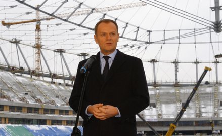 Rząd Tuska: zamykamy stare stadiony, ale nowych nie oddamy