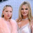 Twarz Lili Moss po raz pierwszy pojawiła się na okładce włoskiego wydania Vogue osiem lat temu – poz