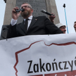 Poseł Grzegorz Braun, kolumna Zygmunta i protest przeciw pandemicznym restrykcjom. Warszawa, 10 paźd