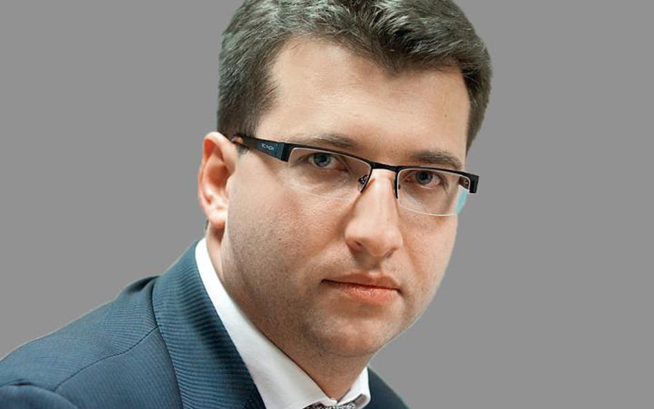 Jarosław Niedzielewski, zarządzający, Investors TFI