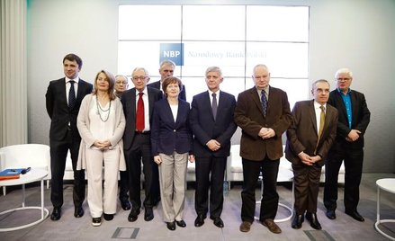 Rada Polityki Pieniężnej III kadencji w pełnym składzie. Kadencje większości członków kończą się w s