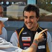Robert Kubica, dwukrotny mistrz świata Fernando Alonso (w środku) i szef Renault Flavio Briatore