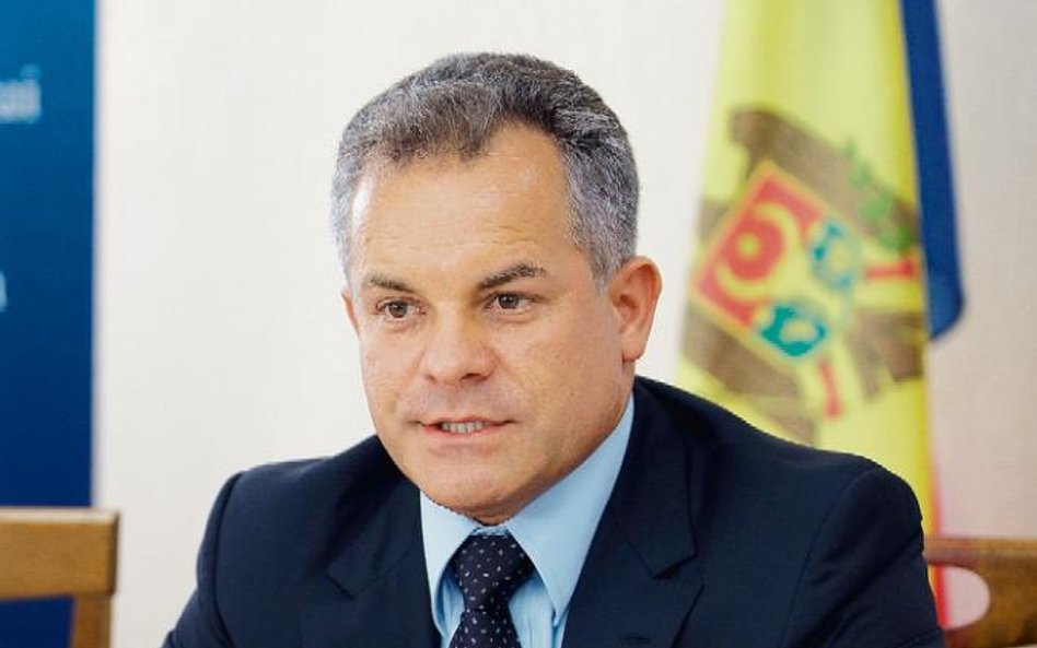 Vladimir Plahotniuc (ur. 1966 r.), posługujący się też nazwiskiem Vlad Ulinici, mołdawski biznesmen,