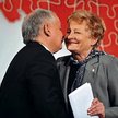 Prof. Zytę Gilowską i lidera PiS Jarosława Kaczyńskiego uczestnicy I Forum Marki Polskiej przywitali
