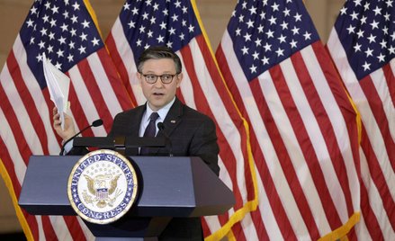 Przewodniczący Izby Reprezentantów Mike Johnson zaczyna tracić poparcie wewnątrz własnego ugrupowani