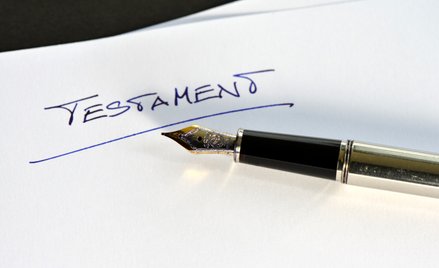 Wykonawca testamentu zarządza masą spadkową po śmierci testatora