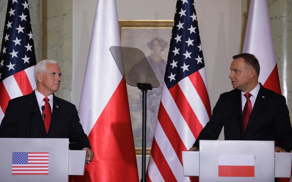 Premier i wiceprezydent USA podpisali deklarację o sieciach 5G