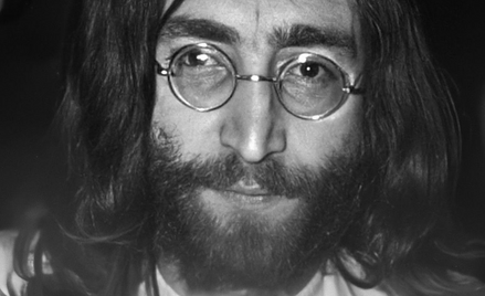 Zabójca Lennona po latach przeprasza. "Też chciałem być sławny"