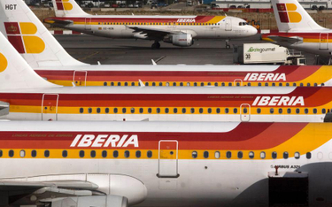 Nowe pracownice linii lotniczych Iberia bez testów ciążowych