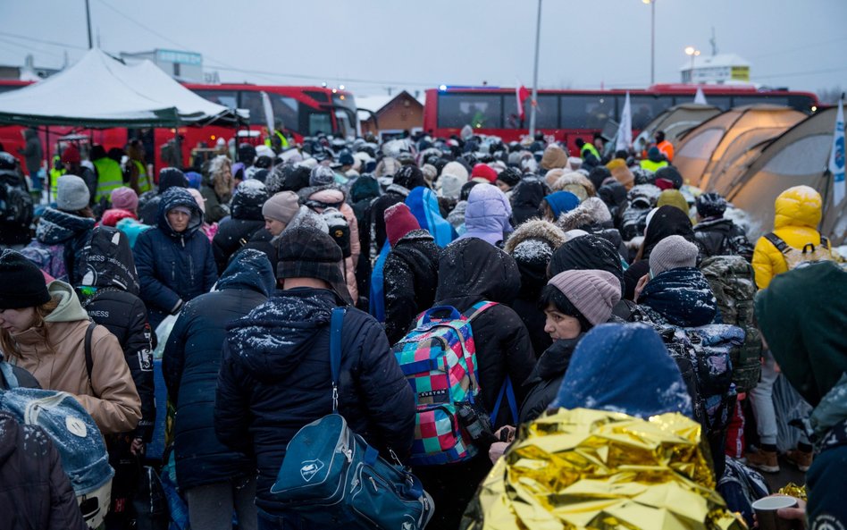 W Polsce jest już 1,5 mln Ukraińców i każdego dnia ich przybywa. Na zdjęciu: przejście w Medyce