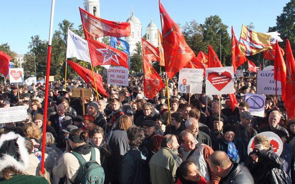 Sankt Petersburg. Protest przeciwko budowie wieży Gazpromu