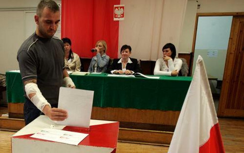 PIT-R: dieta członka komisji wyborczej zwolniona z podatku