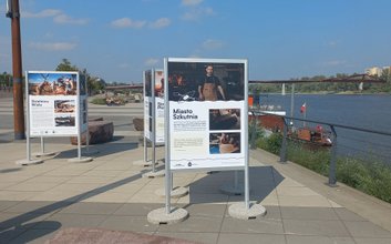 “Nurt tradycji rzemiosło z brzegów Wisły” – na Bulwarach Wiślanych można już oglądać wystawę 