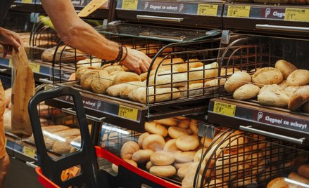 Polacy uważają, że ceny towarów i usług w ciągu ostatniego roku wzrosły średnio o 33 proc.