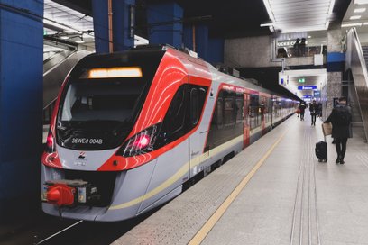 Pociągiem Łódzkiej Koleji Aglomeracyjnej widzowie z Atlas Areny dojadą do Warszawy