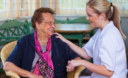 Kto decyduje o umieszczeniu w domu pomocy społecznej